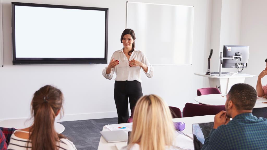 Innovating digital higher education